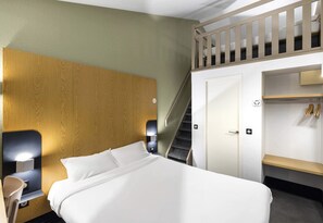 Literie de qualité supérieure, couette en duvet d'oie, bureau