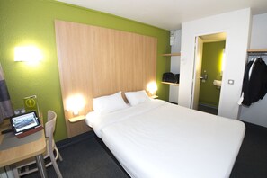 Literie de qualité supérieure, bureau, chambres insonorisées