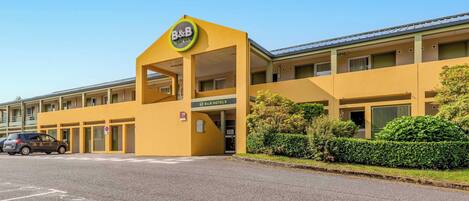 Fachada de la propiedad