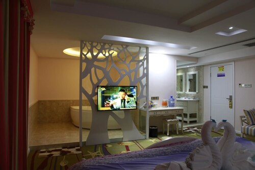 Yantai Tonghui Hotel