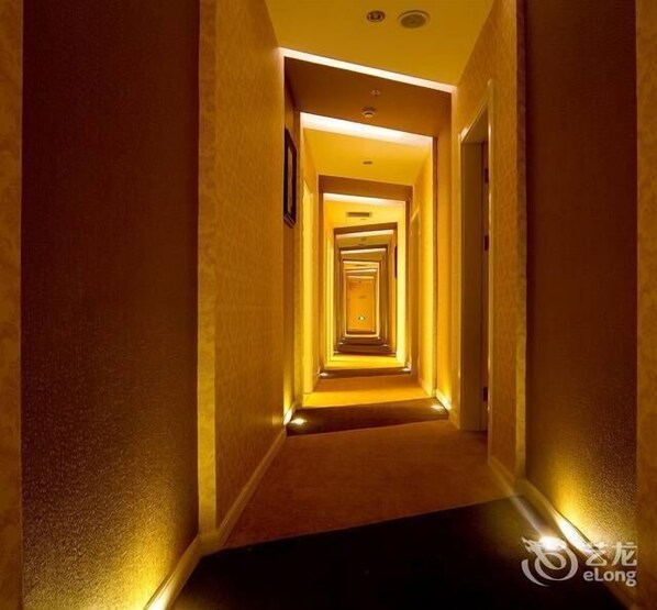 Interior - Hangzhou Verywarm Hotel (Mainland Chinese Citizen Only) (Hangzhou)