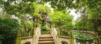 Chunlan Business Hotel