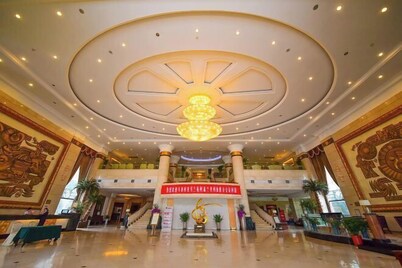 Chunlan Business Hotel