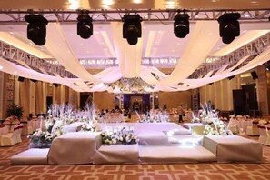 Indoor wedding