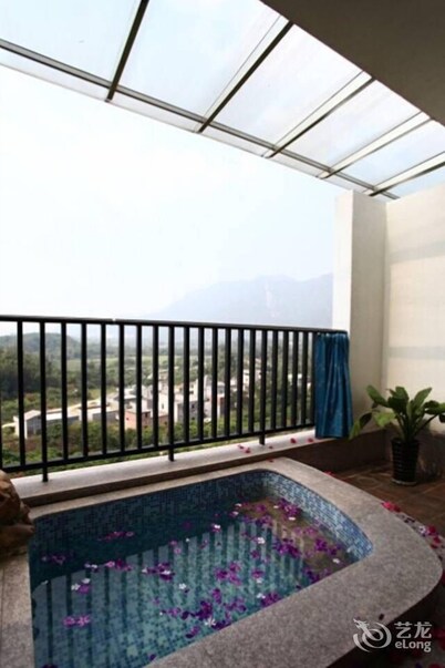 Jinruifeng Hot Spring Hotel - Guangzhou