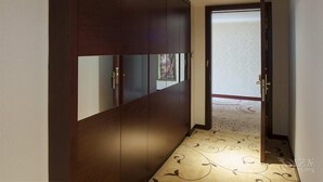 Unclassified image, 3 of 30, button - Langyi Hotel (Ningbo)