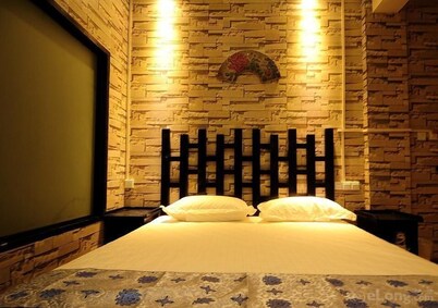 Lijiang Warm Flowers Guesthouse