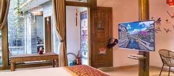 Lijiang Warm Flowers Guesthouse