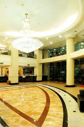 Lobby - Yunnan Jia Lu Da Hotel (Kunming)