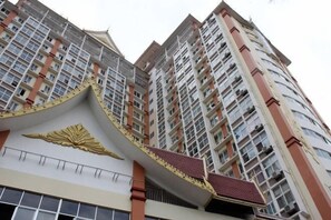 Exterior - Xishuangbanna Elephanthome Hotel (Xishuangbanna Dai)
