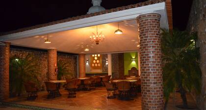 Hotel Quinta Tequillan