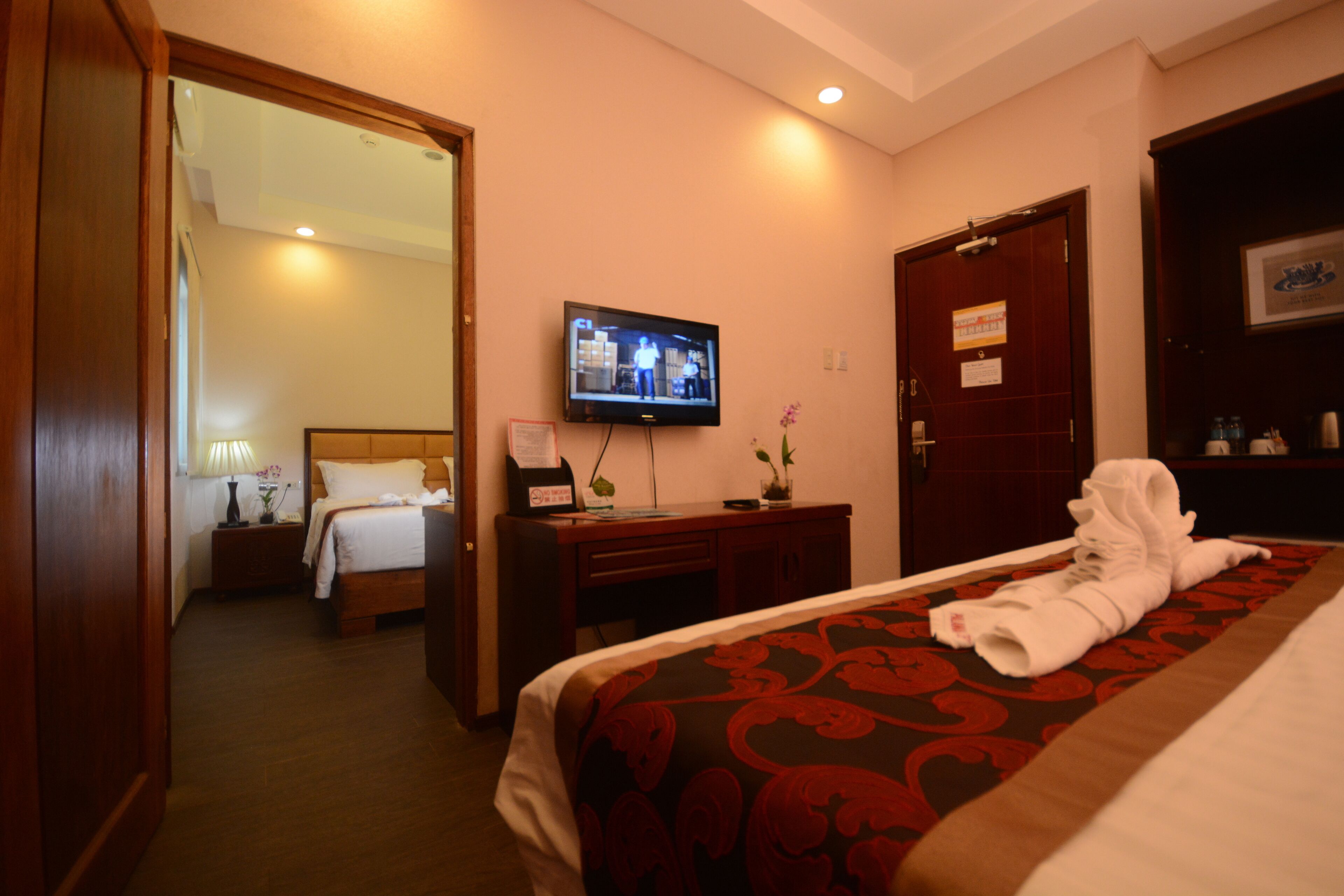 Family Adjoining | 部屋からの景観