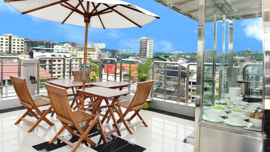 Hotel Grand United 21st Downtown