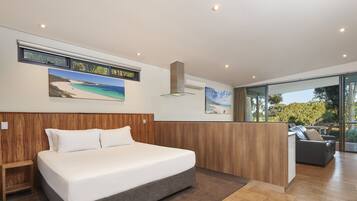 Soundproofing, iron/ironing board, free WiFi, bed sheets