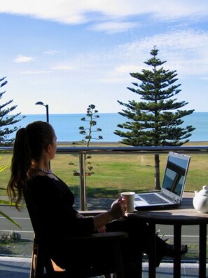 View from property - Pebble Beach Motor Inn (Napier)