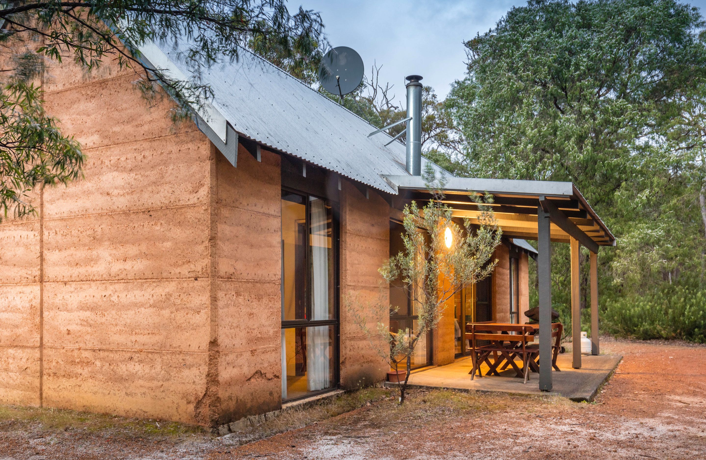 Bussells Bushland Cottages — image 16