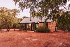 Front of property - Bussells Bushland Cottages (Burnside)