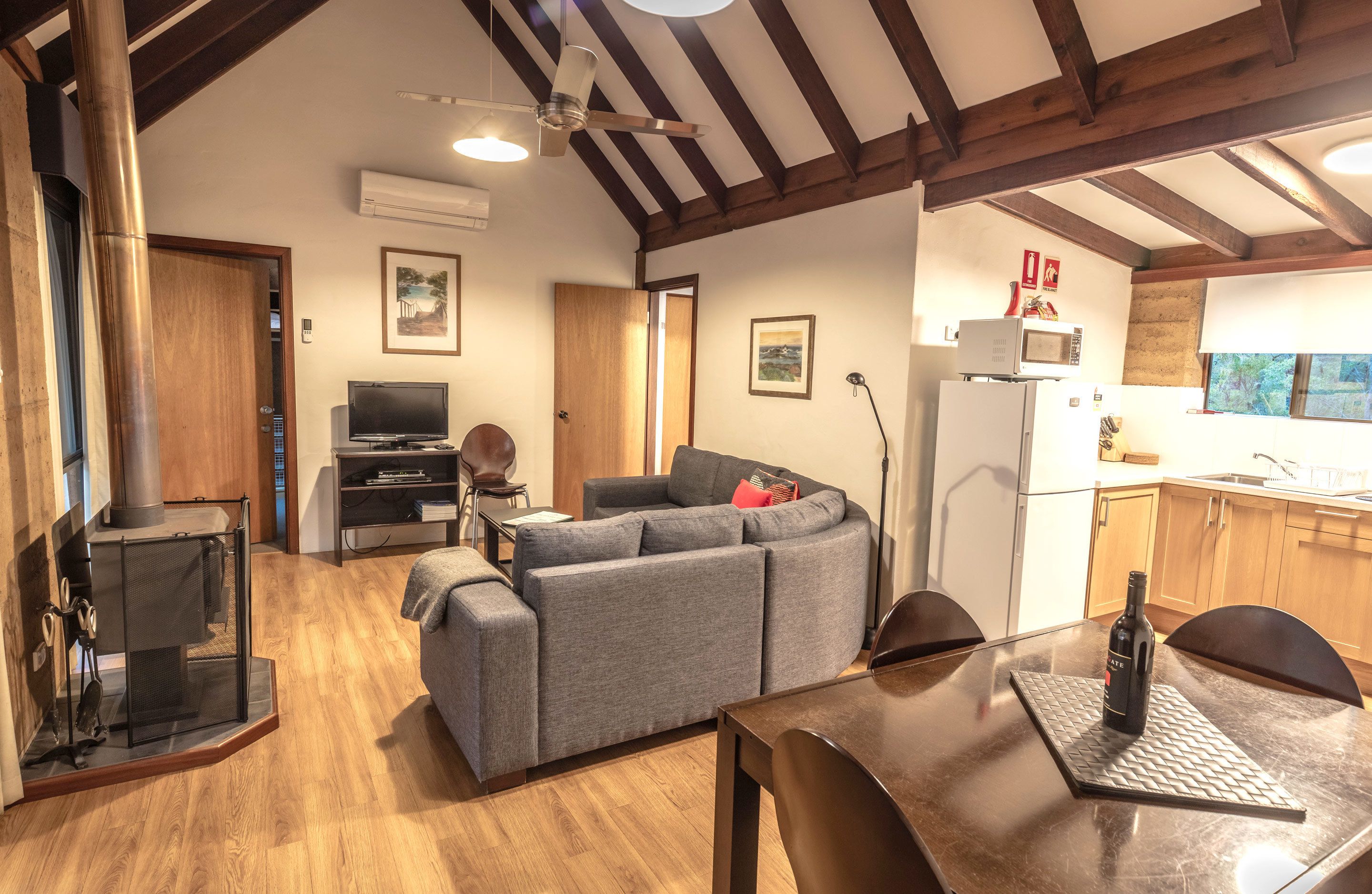Bussells Bushland Cottages — image 5