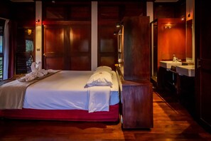 Deluxe Double or Twin Room, Balcony