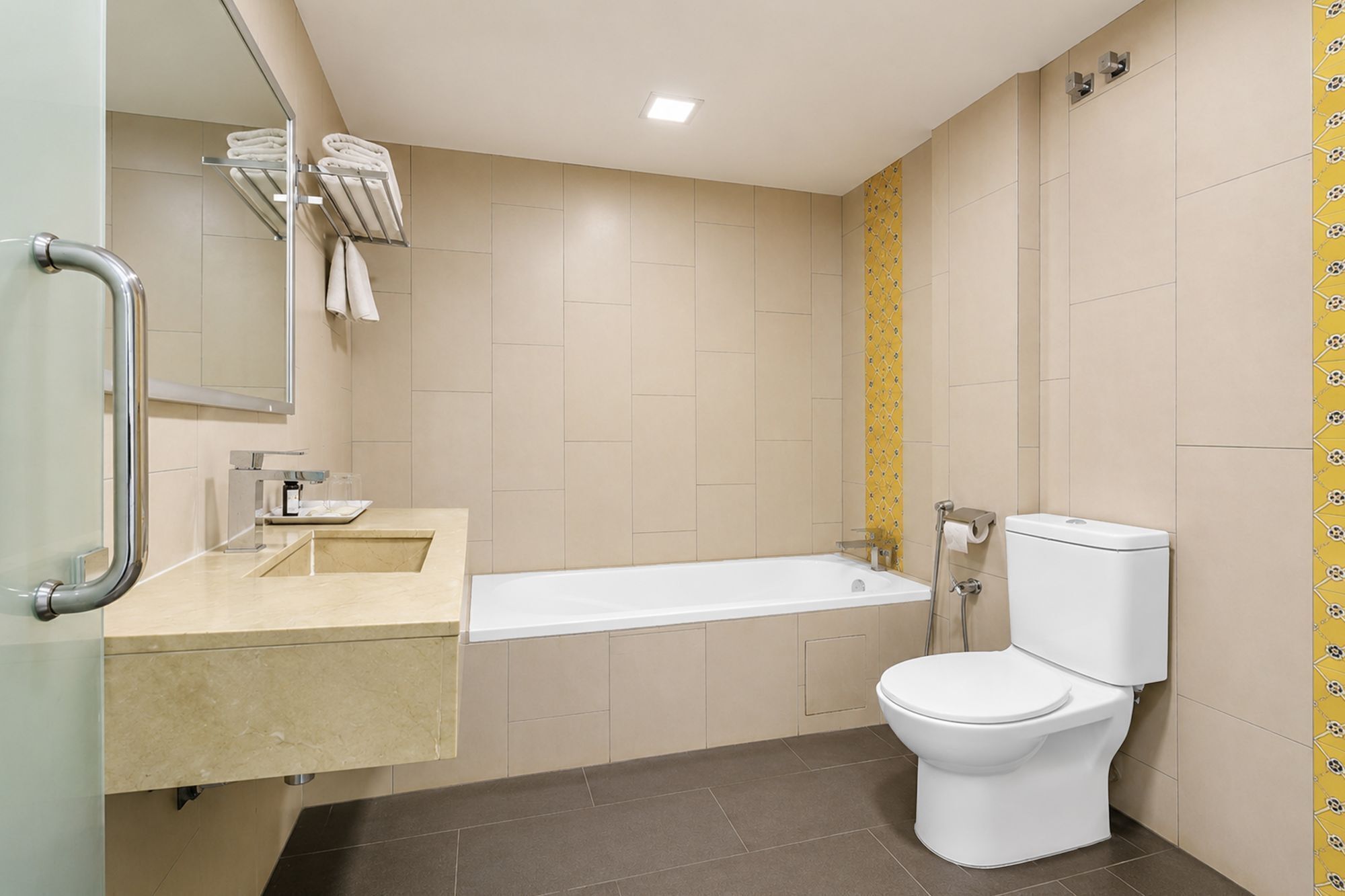 Shower, free toiletries, hair dryer, bidet