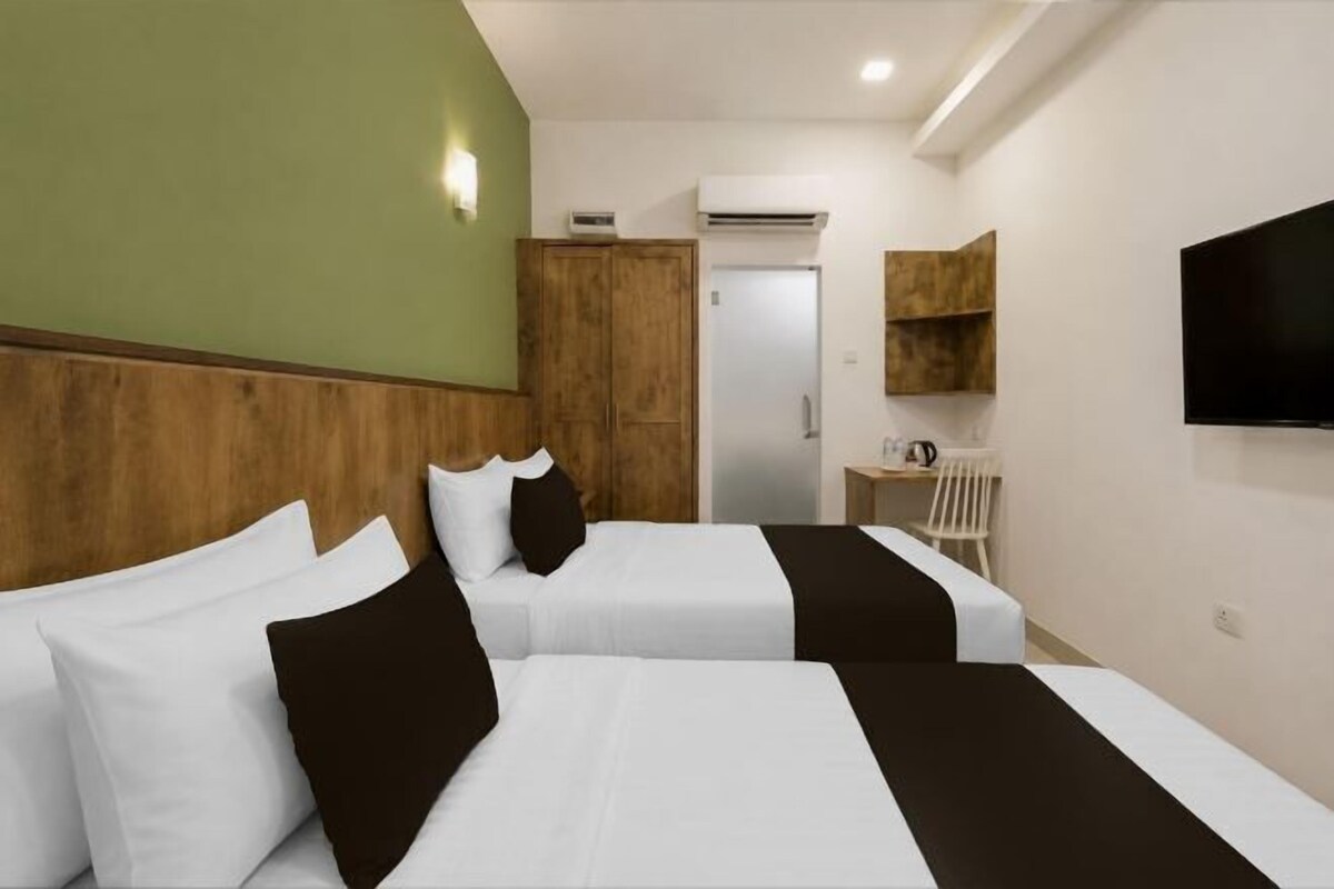 Desk, free WiFi, bed sheets