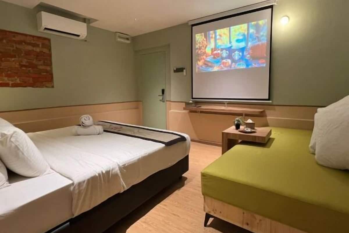 In-room safe, desk, laptop workspace, iron/ironing board