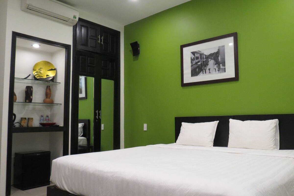 Phòng Deluxe, 1 giường đôi hoặc 2 giường đơn | Minibar, két bảo mật tại phòng, bàn 
