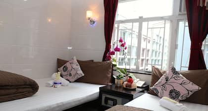 Canada Hotel