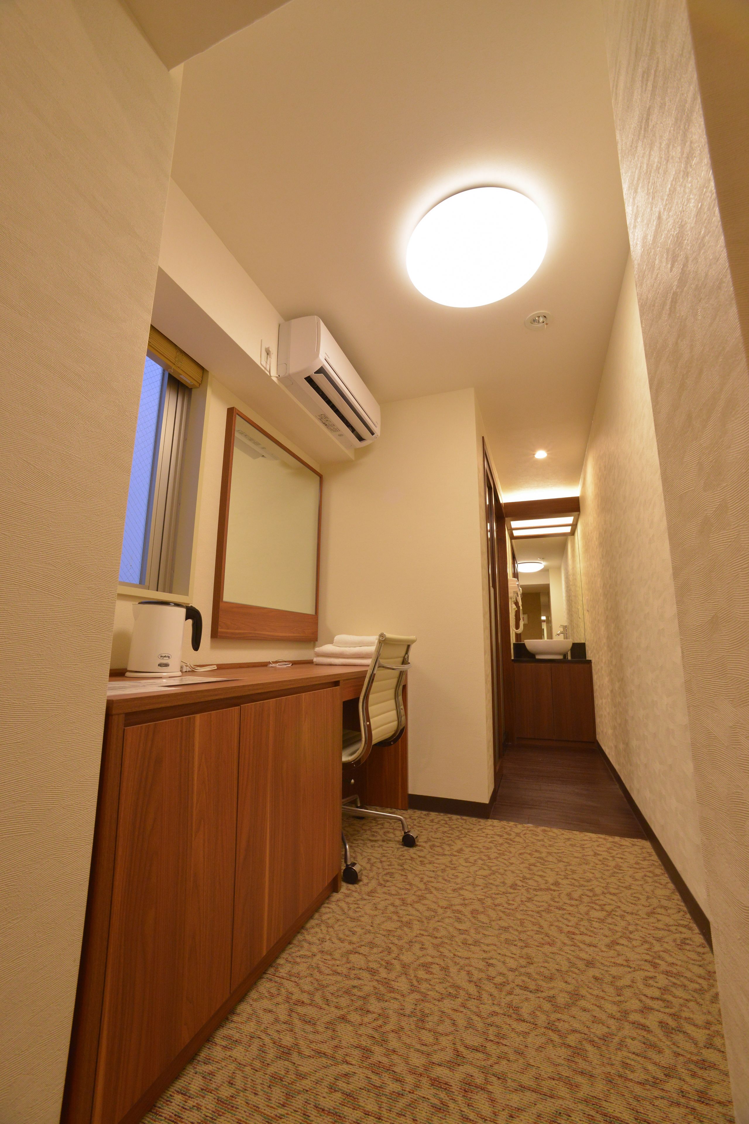 long type double room, non smoking, annex building (lch 2nd) | desk, free wifi