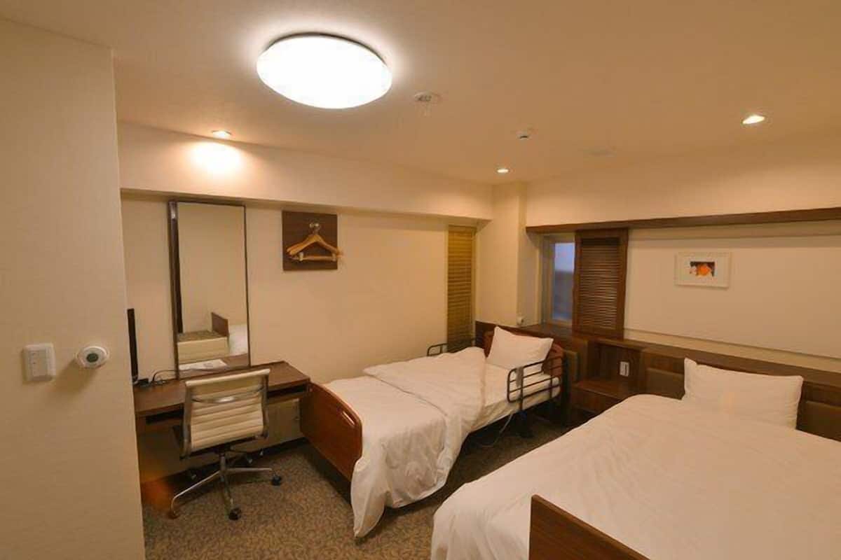 Escritorio y wifi gratis