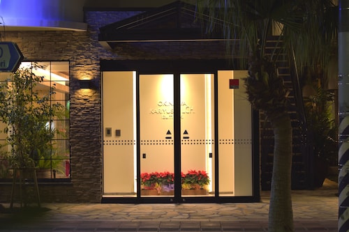 Okinawa Kariyushi LCH Izumizaki Kenchomae