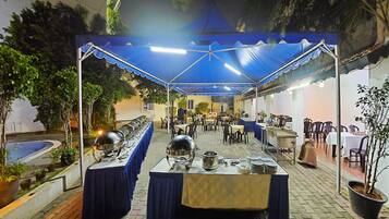 2 restaurants, local cuisine