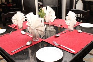 Food and drink - AMS Raj Palace Sundar (Chennai)