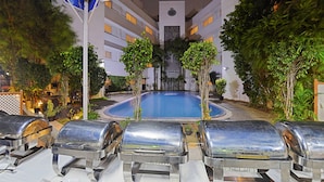 Unclassified image, 3 of 48, button - AMS Raj Palace Sundar (Chennai)