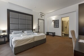 Desk, soundproofing, iron/ironing board, free WiFi - Bastion Hotel Budapest (Budapest)