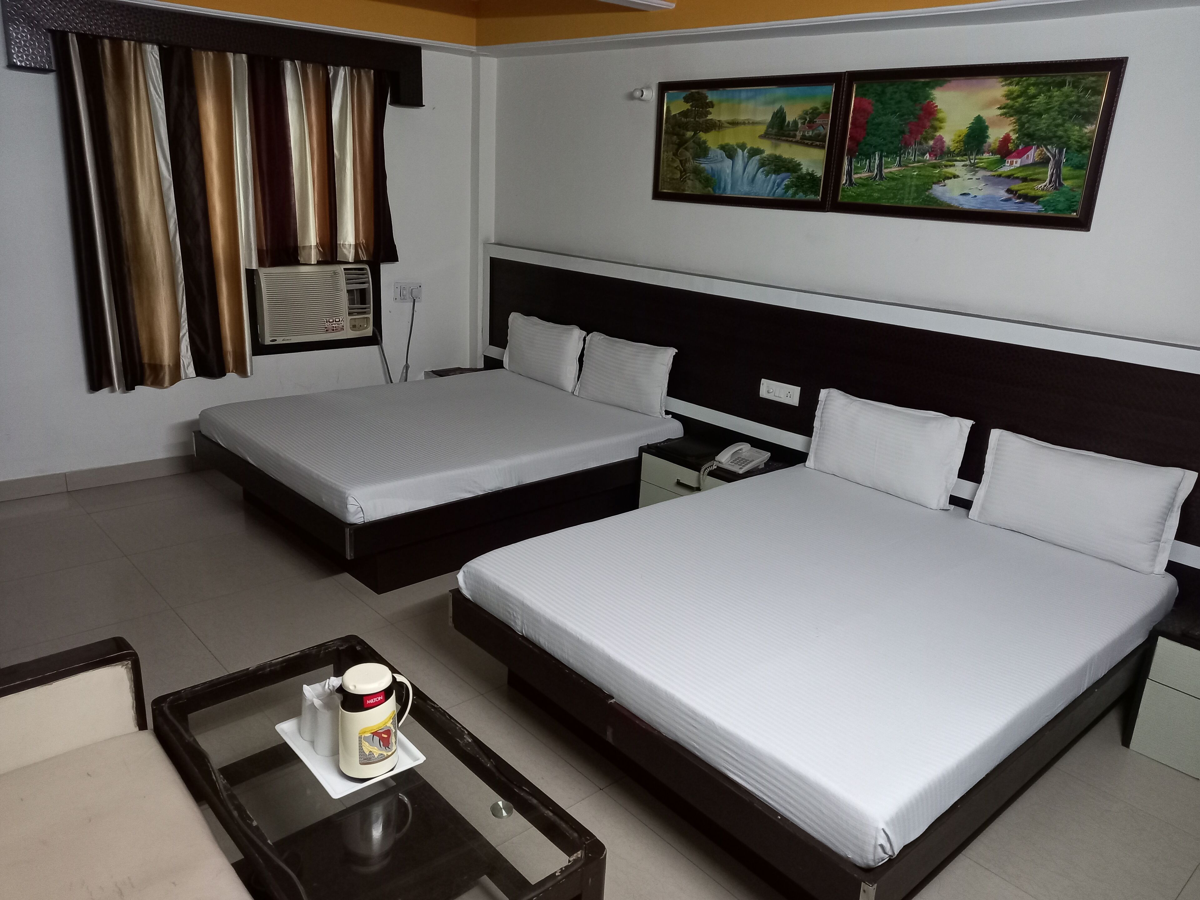 Foto - Hotel Su Shree Continental Dx Near New Delhi Railway Station