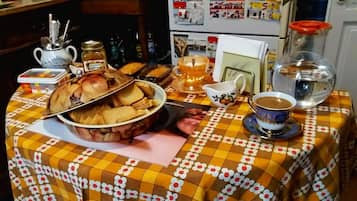 Free daily self-service breakfast