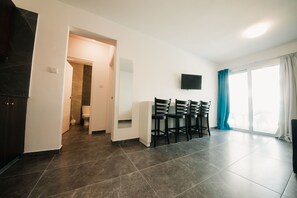 Restauration dans la chambre