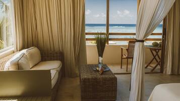 Honeymoon-Suite (Nefertiti) | Italienische Bettbezüge von Frette, hochwertige Bettwaren, Minibar