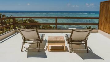 Nefertiti Honeymoon Suite | Terrace/patio