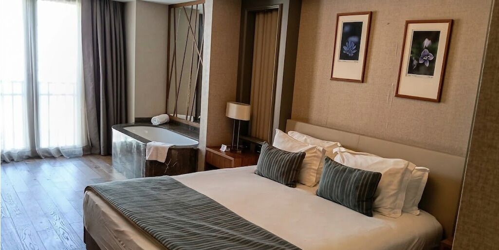 Executive Suite, 1 King Bed, Jetted Tub