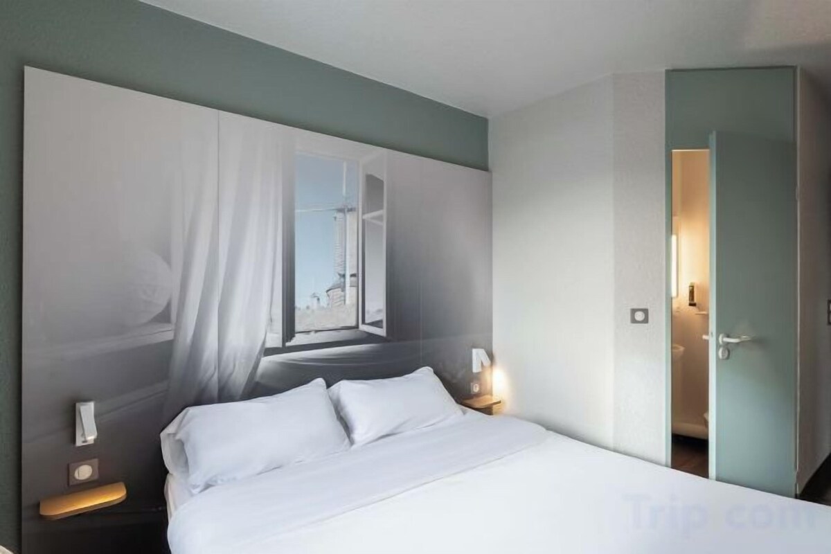 Ropa de cama de alta calidad, escritorio, sistema de insonorización