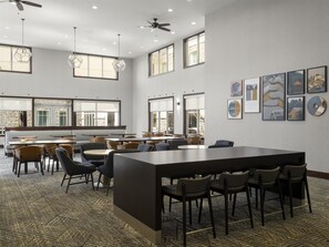 Desayuno para llevar incluido todos los días