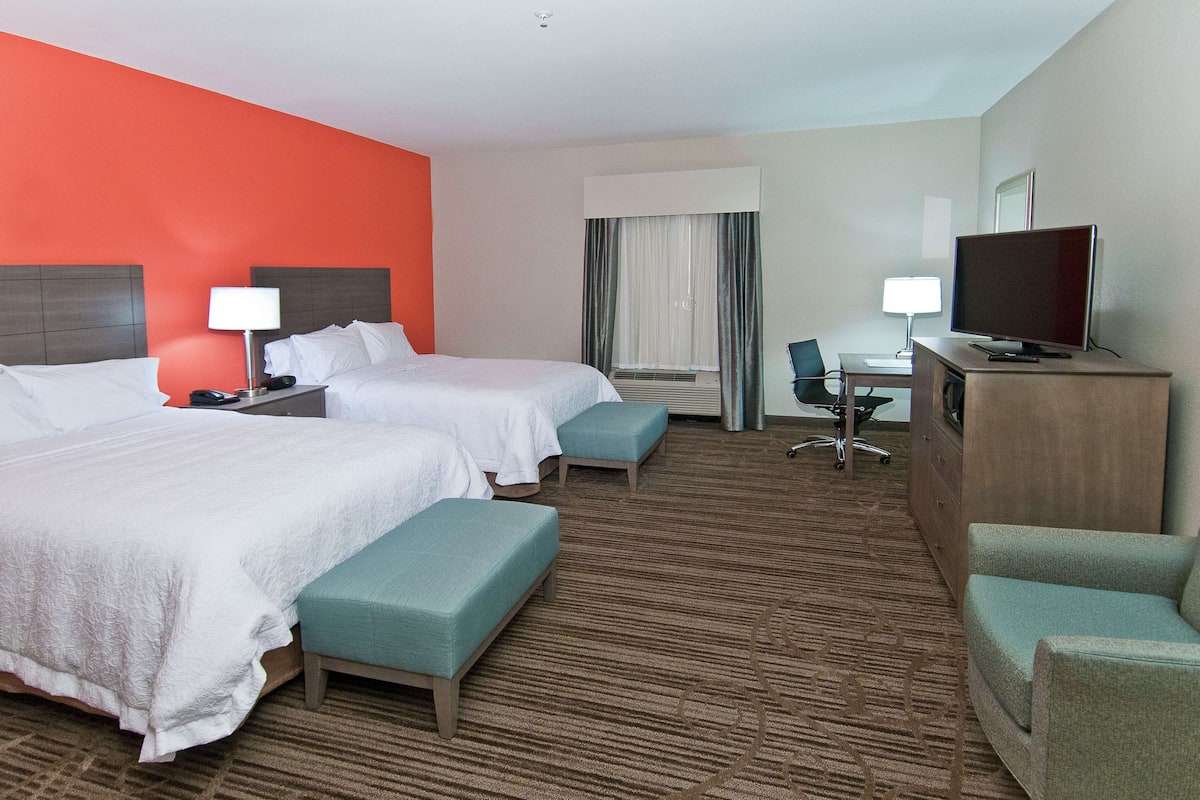In-room safe, laptop workspace, blackout drapes, soundproofing