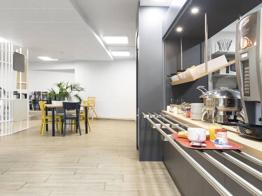 Desayuno buffet todos los días (con cargo)