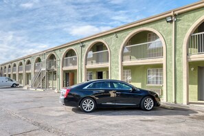 View from property - Sienna Inn Channelview, TX (Channelview)