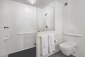 Premium bedding, in-room safe, laptop workspace, soundproofing - Truss Hotel Times Square  (New York)