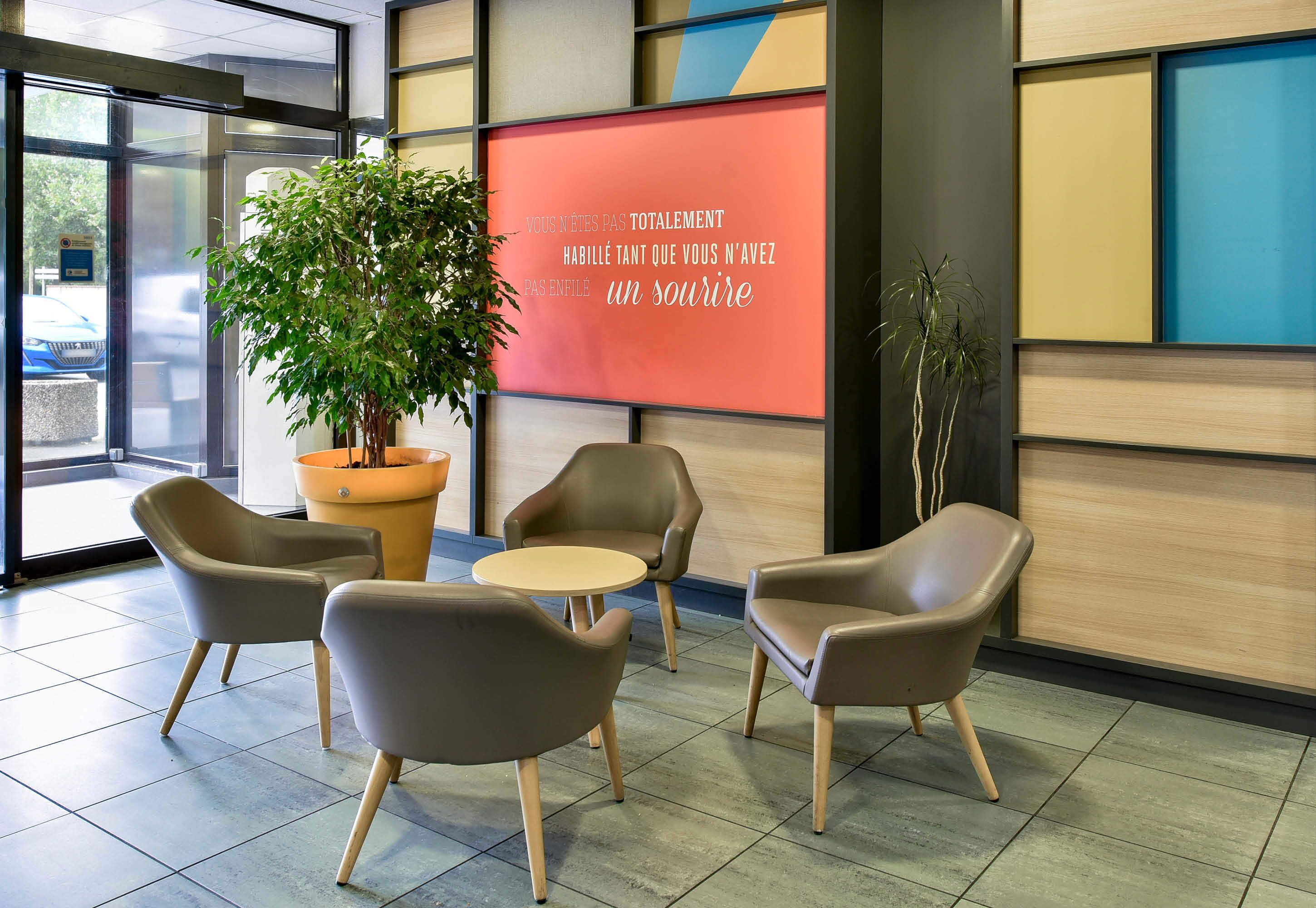 Photo - B&B HOTEL Toulouse Centre Canal du Midi