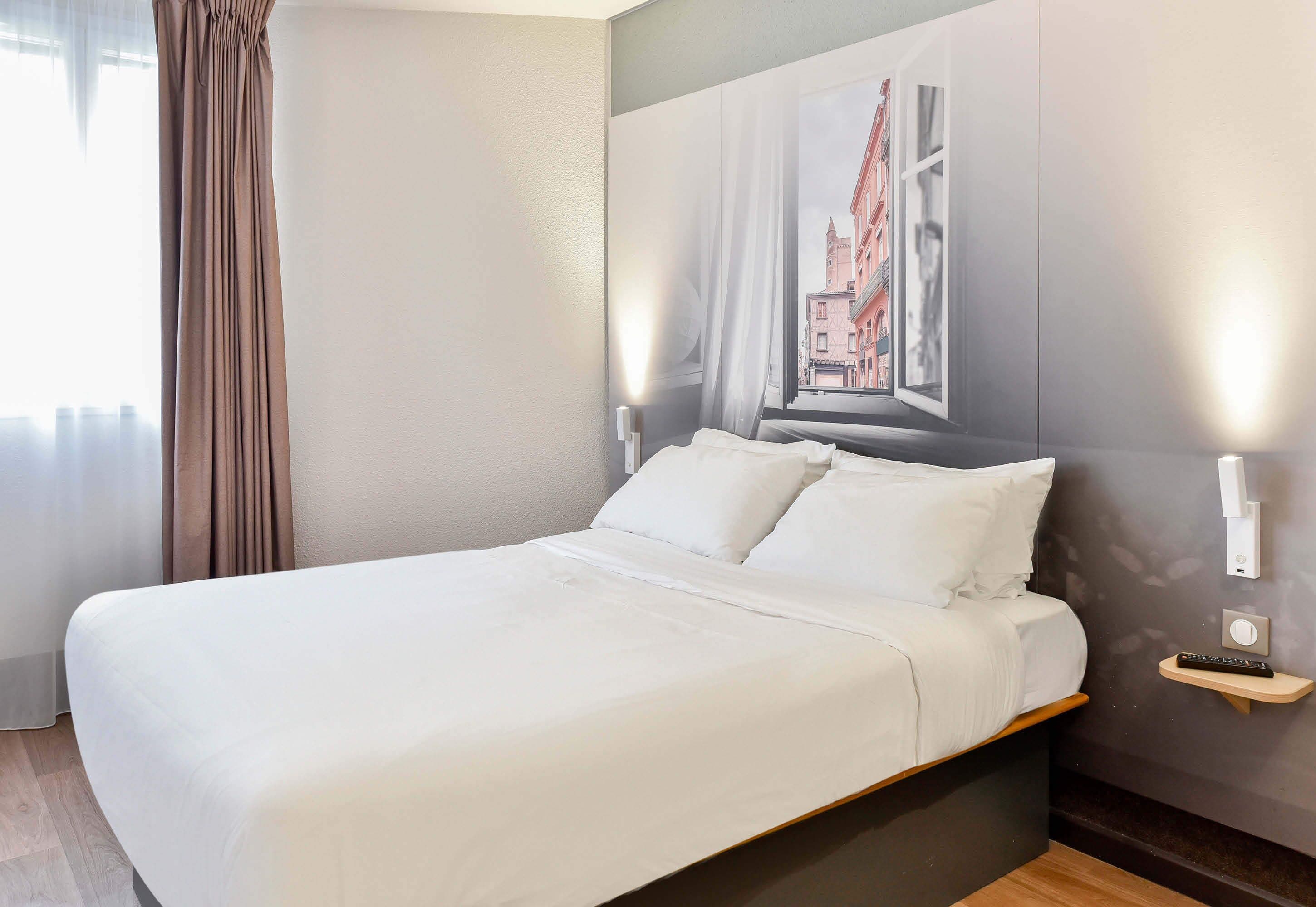 Photo - B&B HOTEL Toulouse Centre Canal du Midi