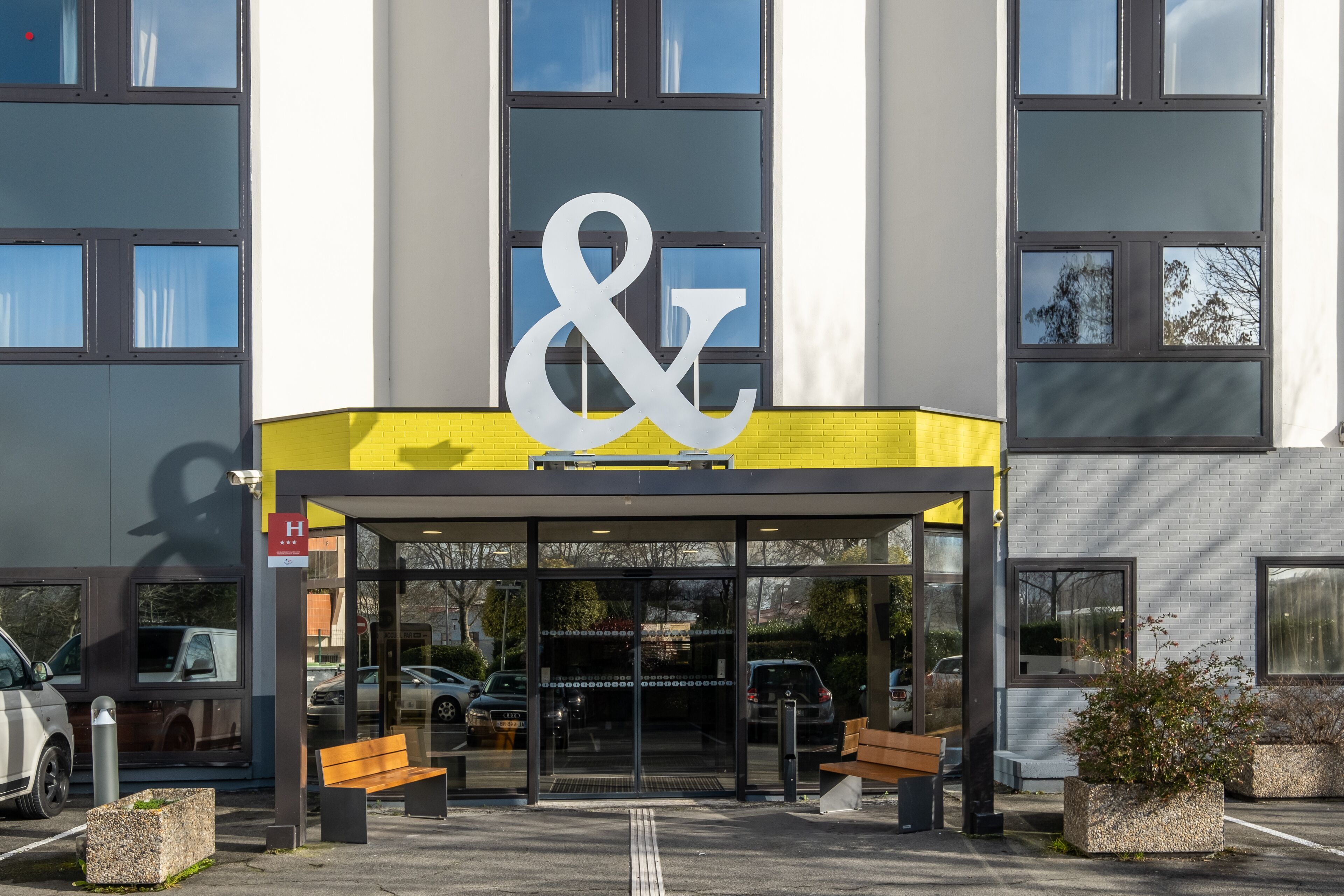 Photo - B&B HOTEL Toulouse Centre Canal du Midi